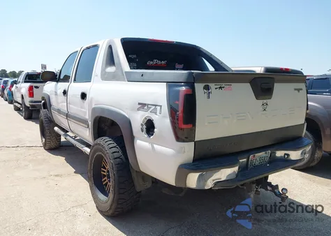 2004 Chevrolet Avalanche 1500 from USA, damaged, VIN 3GNEK12T04G330257